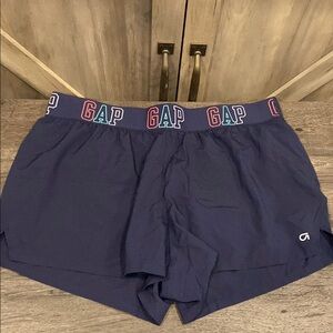 GAP Fit Women's Navy Shorts with Colorful Graphic Size Large New without Tags